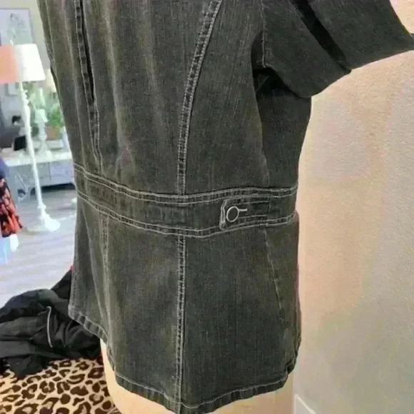 Distressed Black Denim Jacket, High Sierra, Size M - Picture 3 of 7